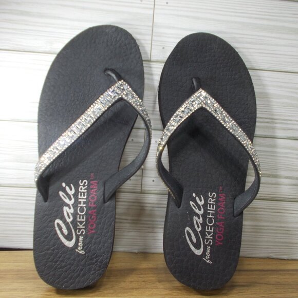Skechers Cali Yoga Foam Flip Flop Rhinestone Sandals Women's Size 6 - Picture 1 of 5